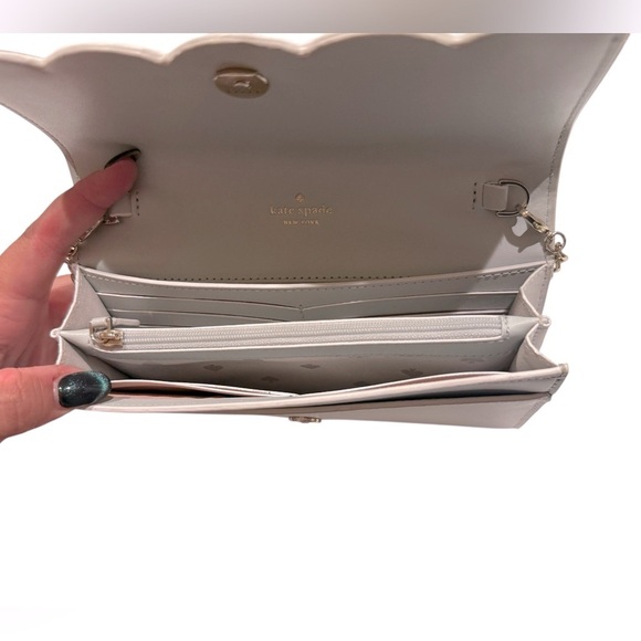 Kate Spade Gemma Crossbody Purse Parchment Chain Scallop Edge Turquoise Inside - Picture 4 of 5